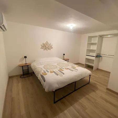 Feriehus De Nuit Brain-sur-Allonnes