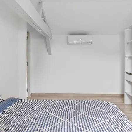 De Nuit Feriehus Brain-sur-Allonnes